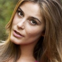 Elysia Rotaru Cast As Oliver’s Flashback Love Interest In Season 4