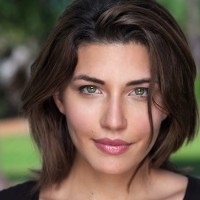 Actress Juliana Harkavy Joins The Cast Of Arrow Season 5